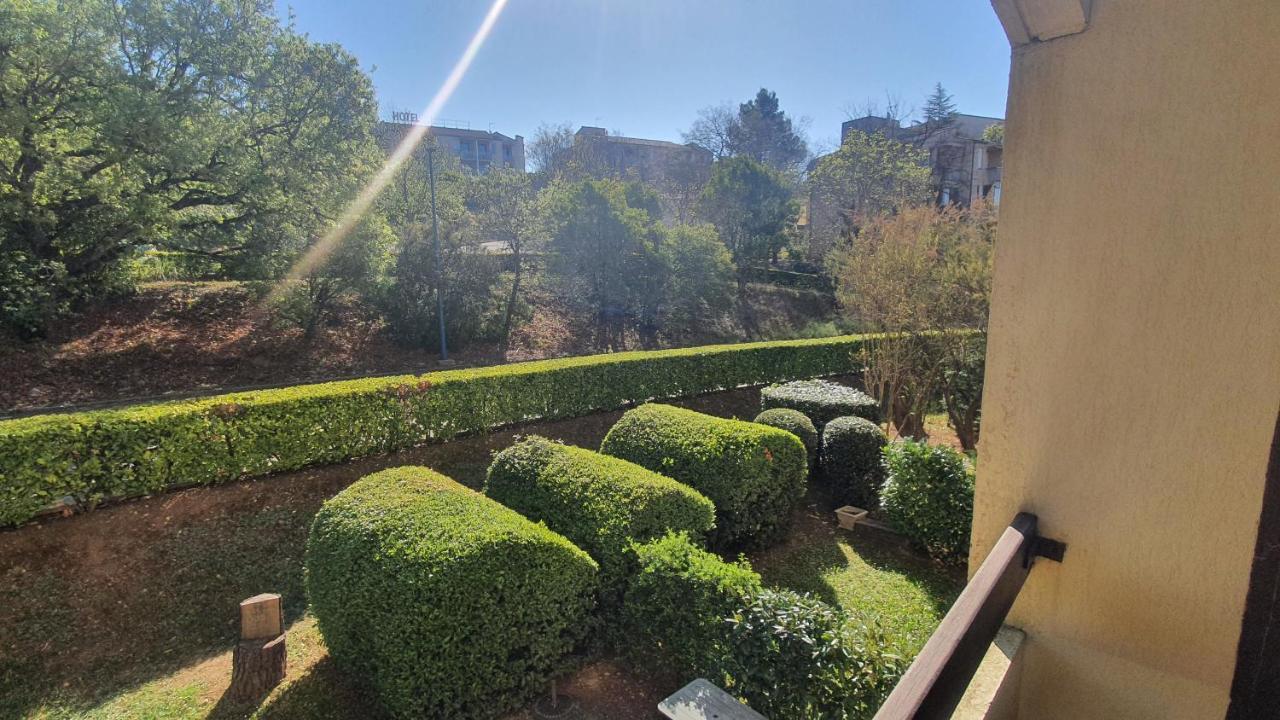 Le Studio Des Garrigues - Climatise Gréoux-les-Bains Exterior foto