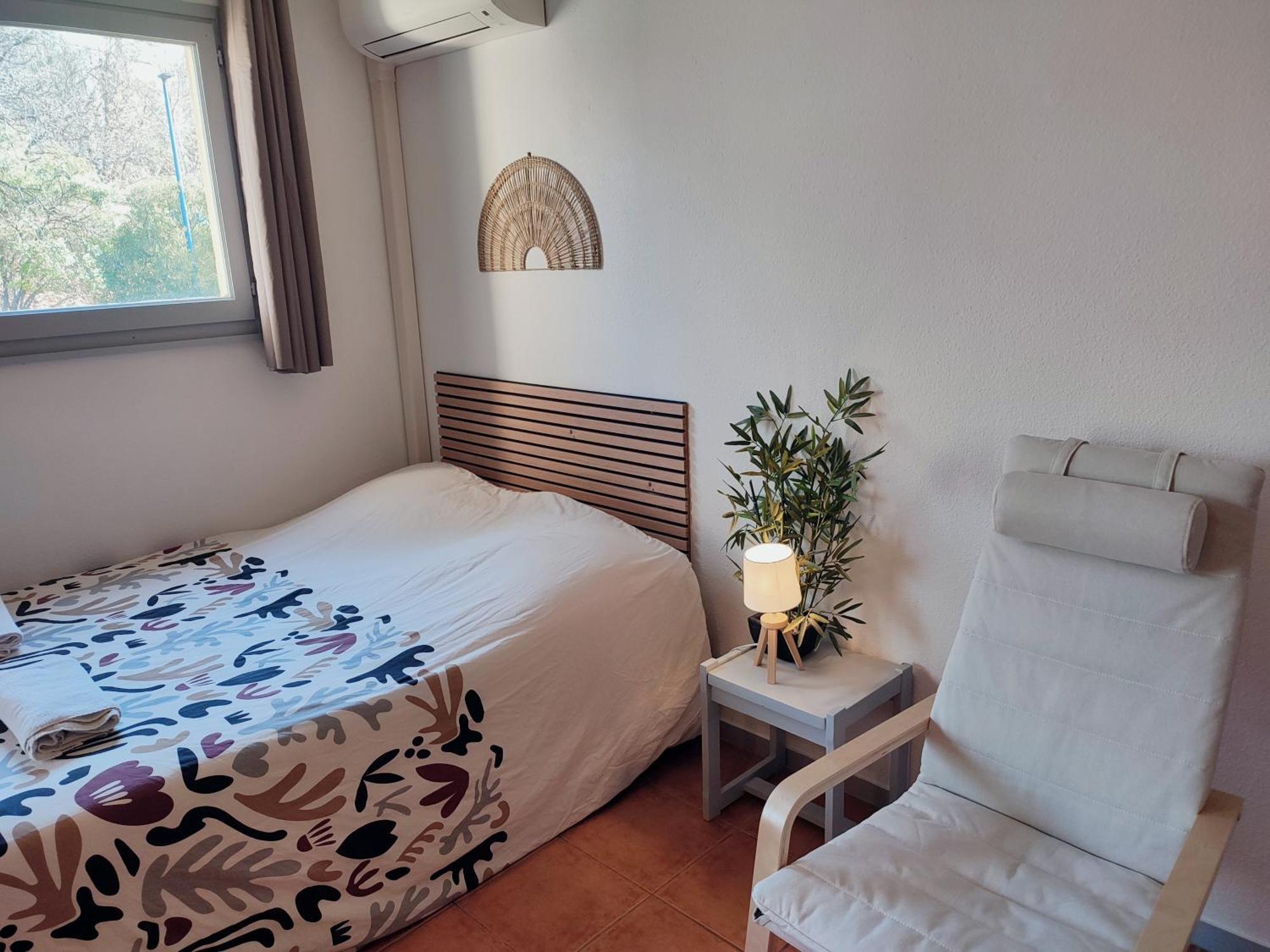 Le Studio Des Garrigues - Climatise Gréoux-les-Bains Exterior foto